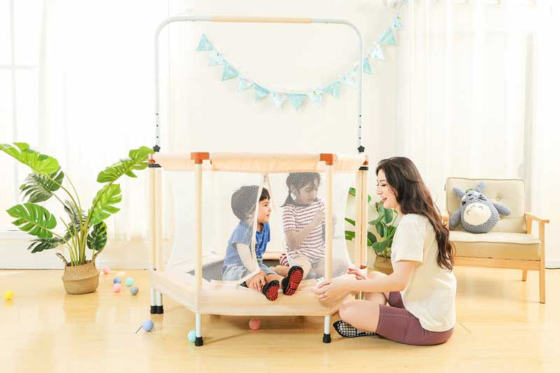 Home-Kids-Trampoline-Block-800